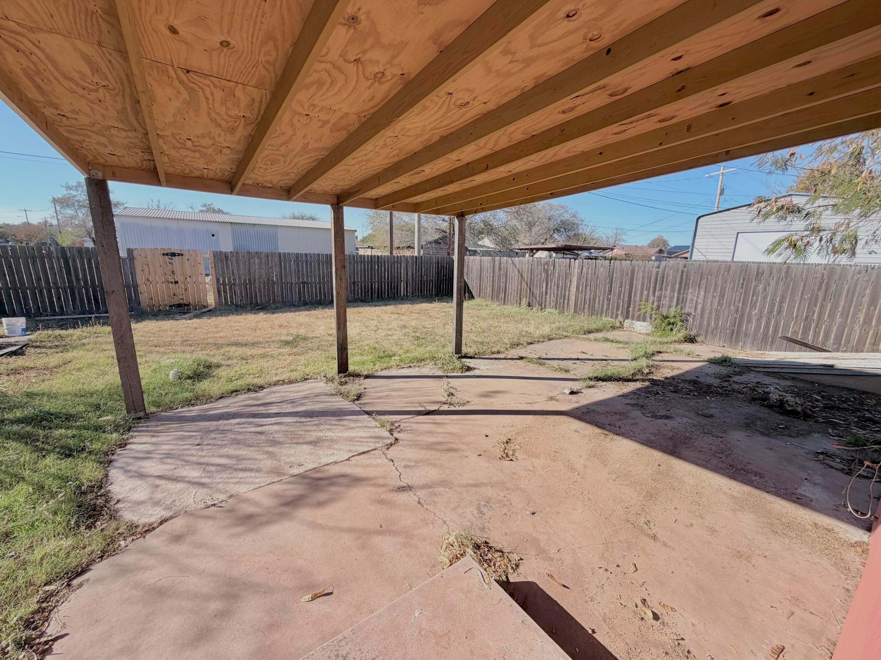 1409 El Paso Street Wellington, TX 79095 - Photo 21 of 22 a view of a backyard
