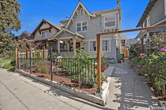 $1,425,000 | 2535 Chilton Way, Berkeley, CA 94704