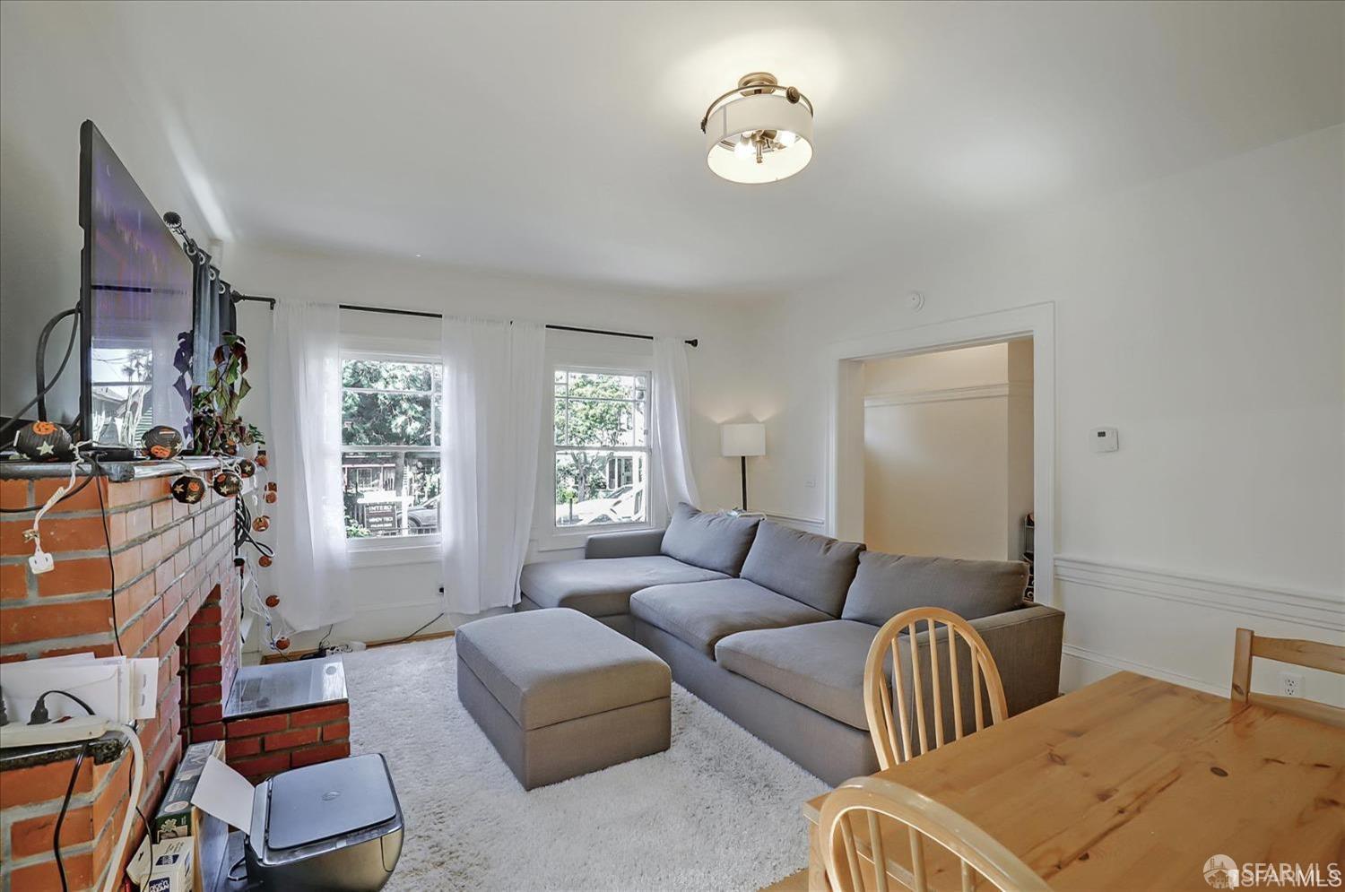 2535 Chilton Way Berkeley, CA 94704 - Photo 11 of 42