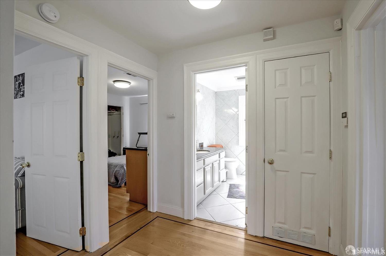 2535 Chilton Way Berkeley, CA 94704 - Photo 16 of 42