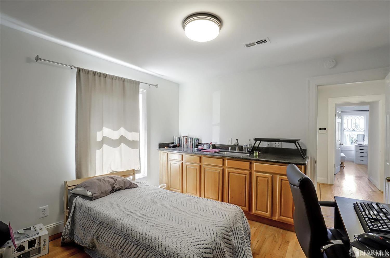 2535 Chilton Way Berkeley, CA 94704 - Photo 27 of 42