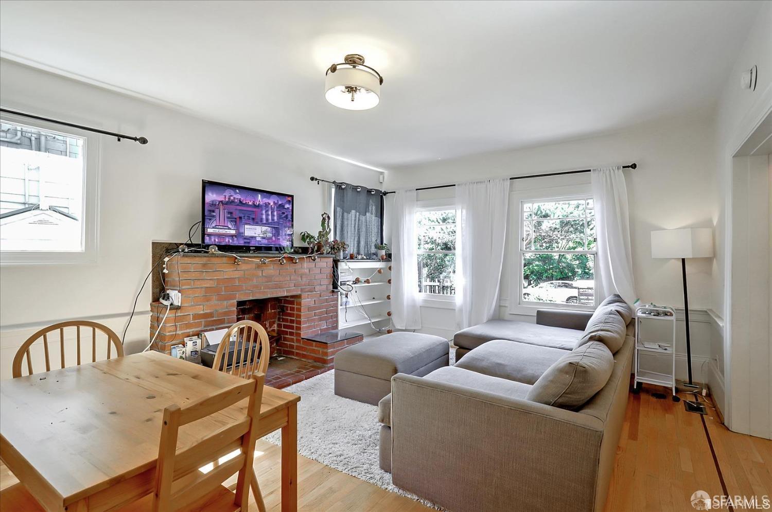 2535 Chilton Way Berkeley, CA 94704 - Photo 10 of 42