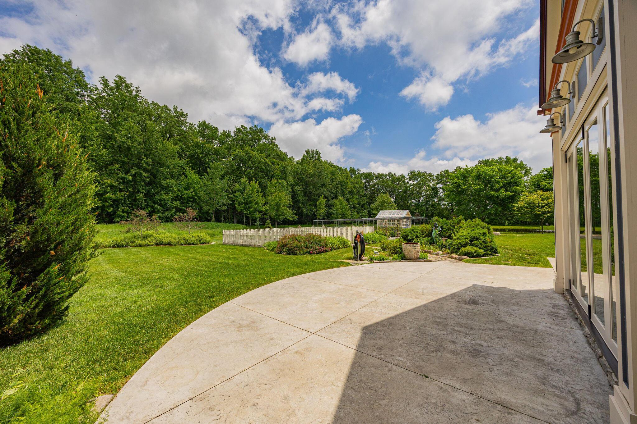 4457 Green Cook Road Johnstown, OH 43031 - Photo 78 of 110 Patio