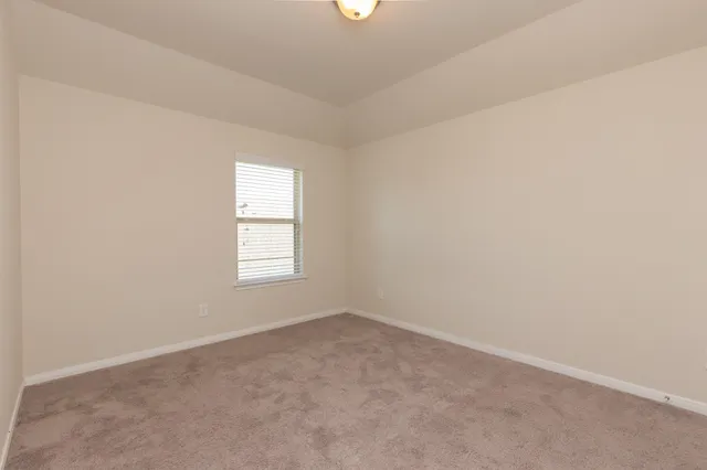 $3,500 | 10 Log House Court, Tomball, TX 77375