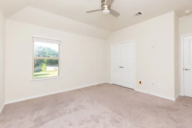 $3,500 | 10 Log House Court, Tomball, TX 77375