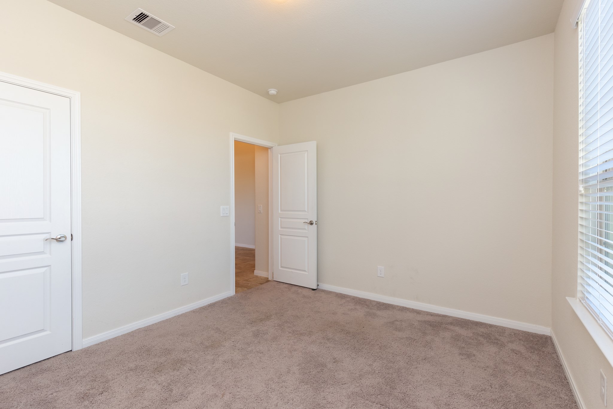 10 Log House Court Tomball, TX 77375 - Photo 7 of 50 a view of an empty room