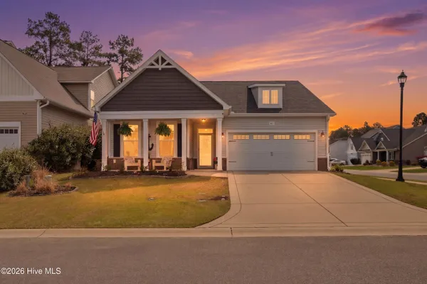 $478,500 | 61 Chickadee Way, Hampstead, NC 28443