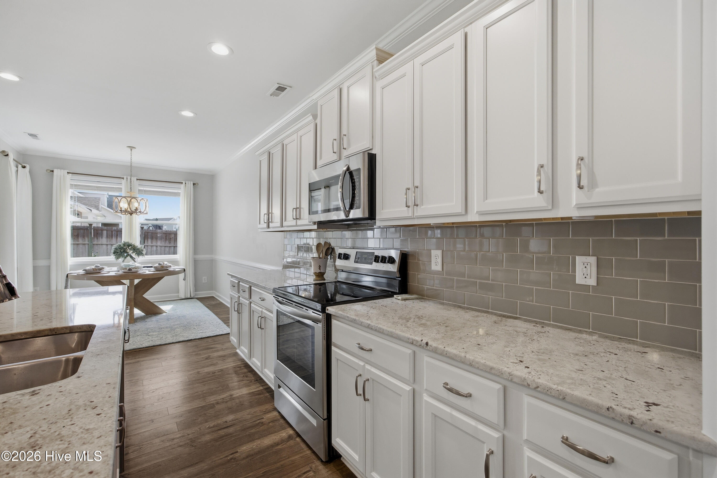 61 Chickadee Way Hampstead, NC 28443 - Photo 21 of 52 61 Chickadee Way