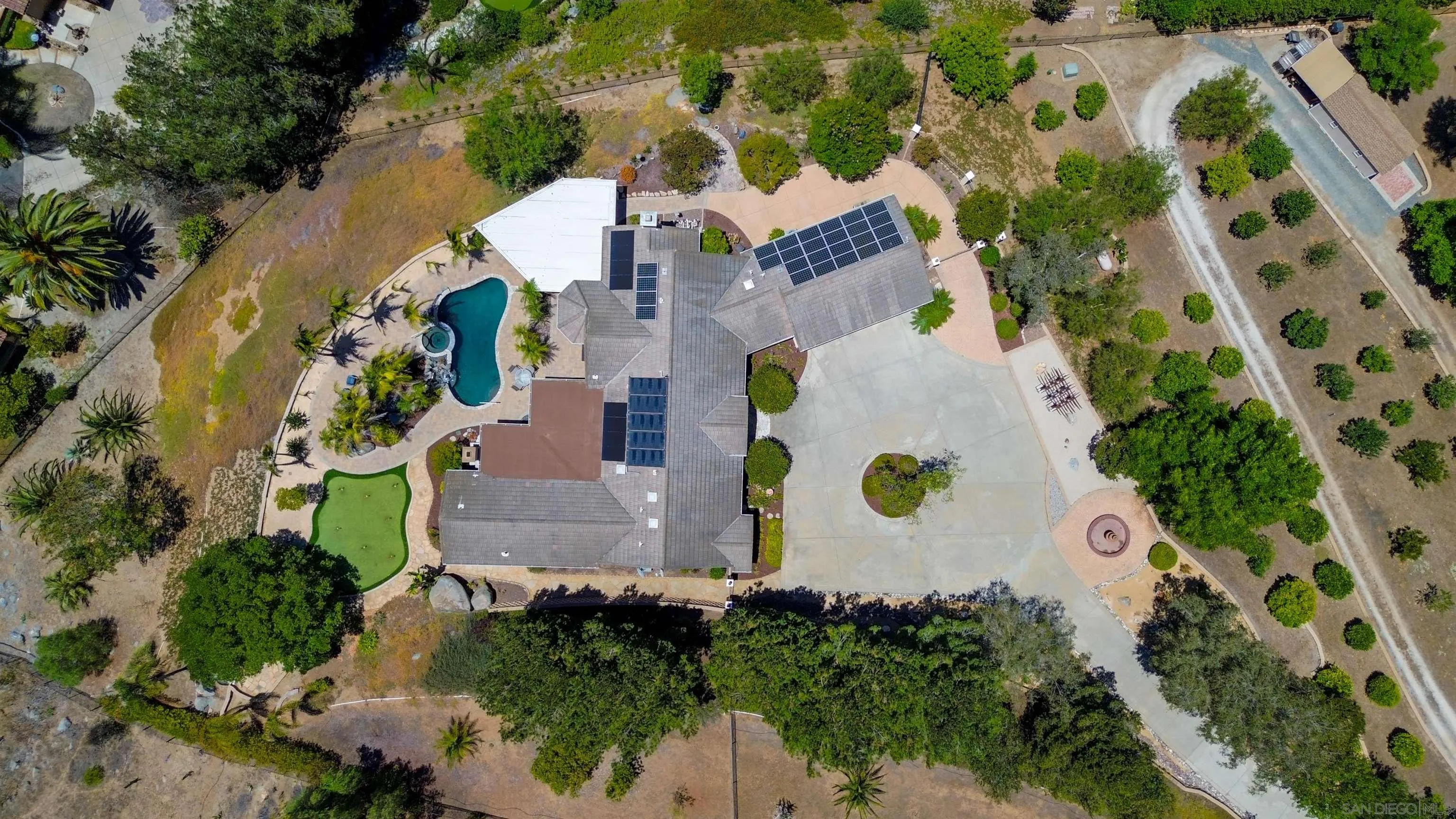 1473 Singletree Place Fallbrook, CA 92028 - Photo 30 of 35