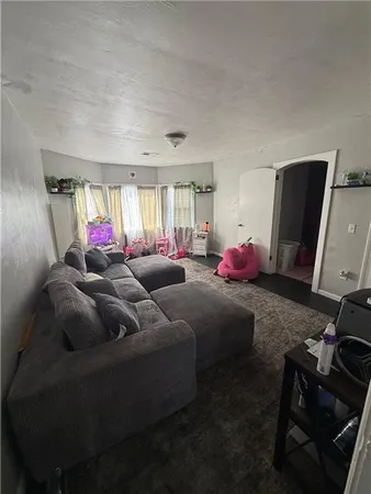 $119,900 | 1800 Kenneth Avenue, New Kensington, PA 15068