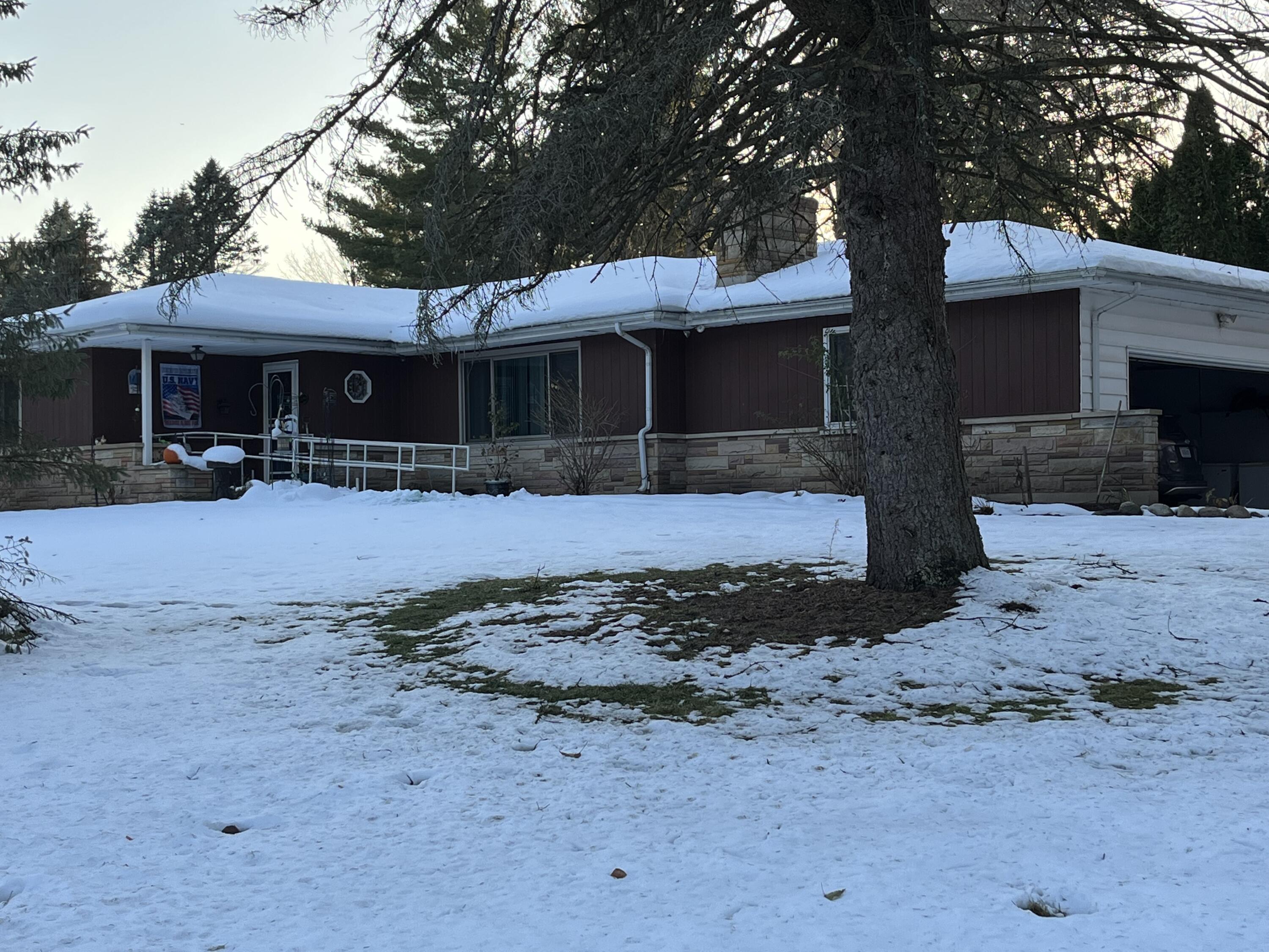 3817 Stonegate Road Kalamazoo, MI 49004 - Photo 20 of 32 IMG_3454