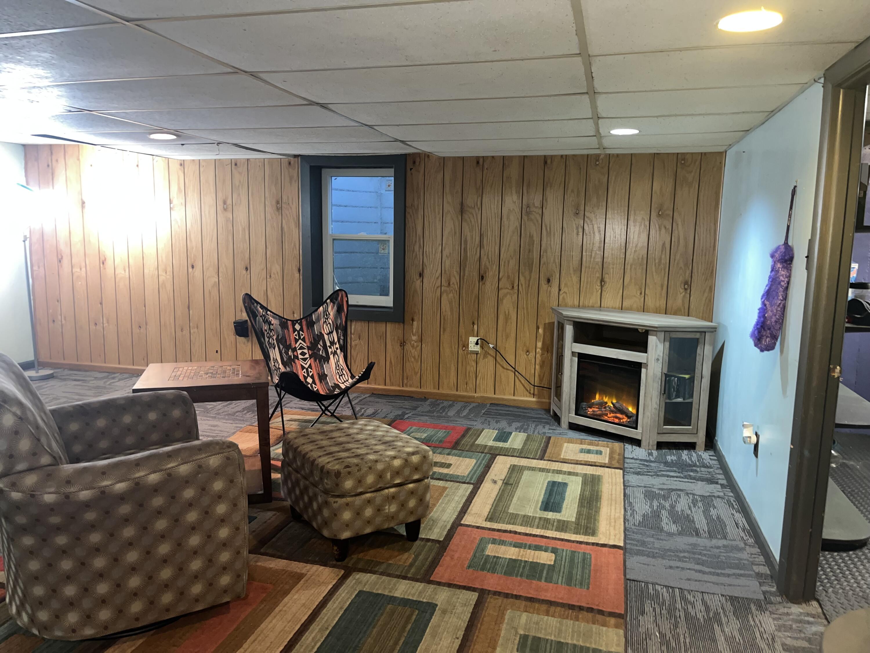 3817 Stonegate Road Kalamazoo, MI 49004 - Photo 24 of 32 IMG_5104