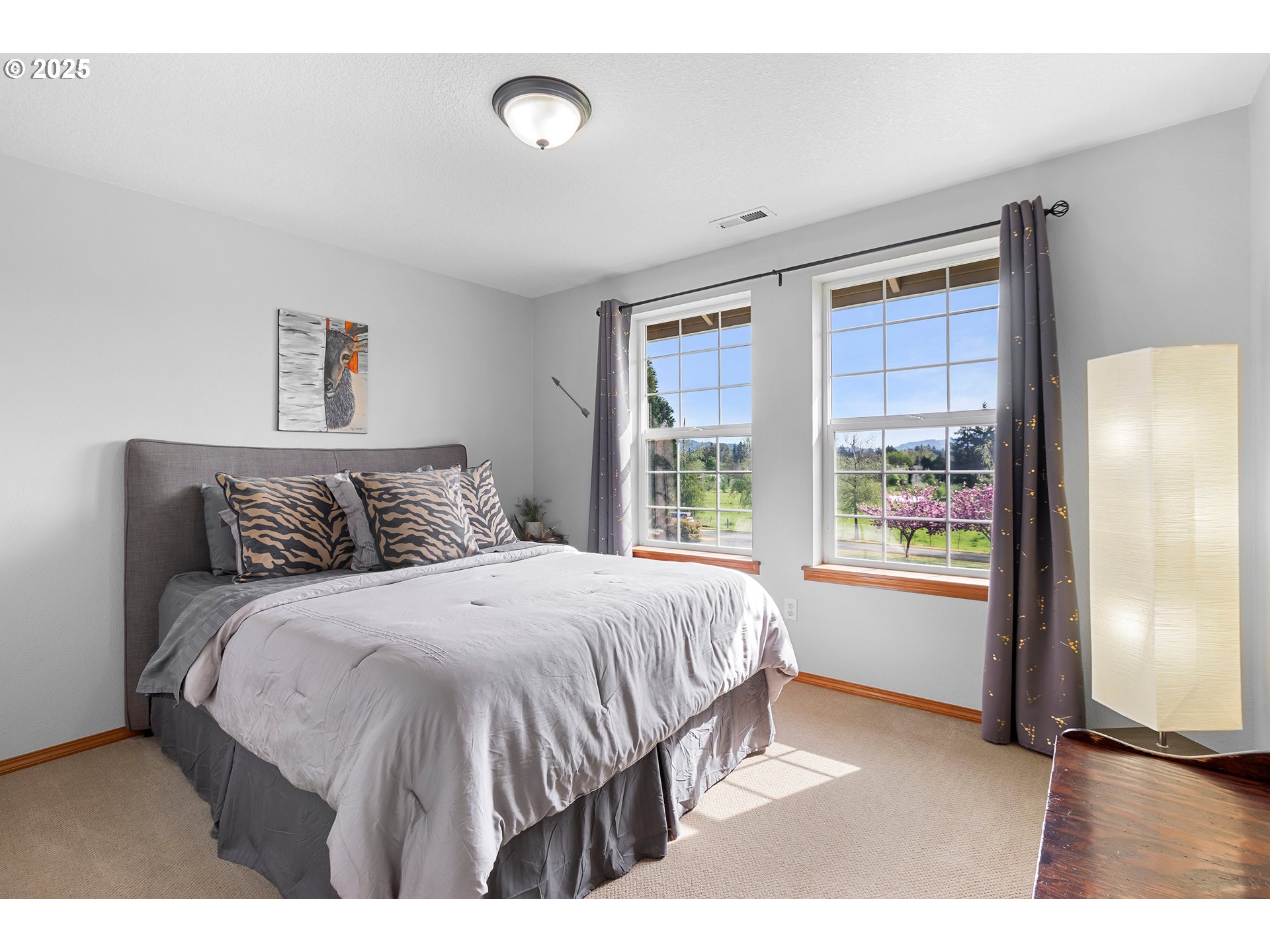 22075 Northeast Hidden Springs Road Dundee, OR 97115 - Photo 24 of 45 Gallery Image 24