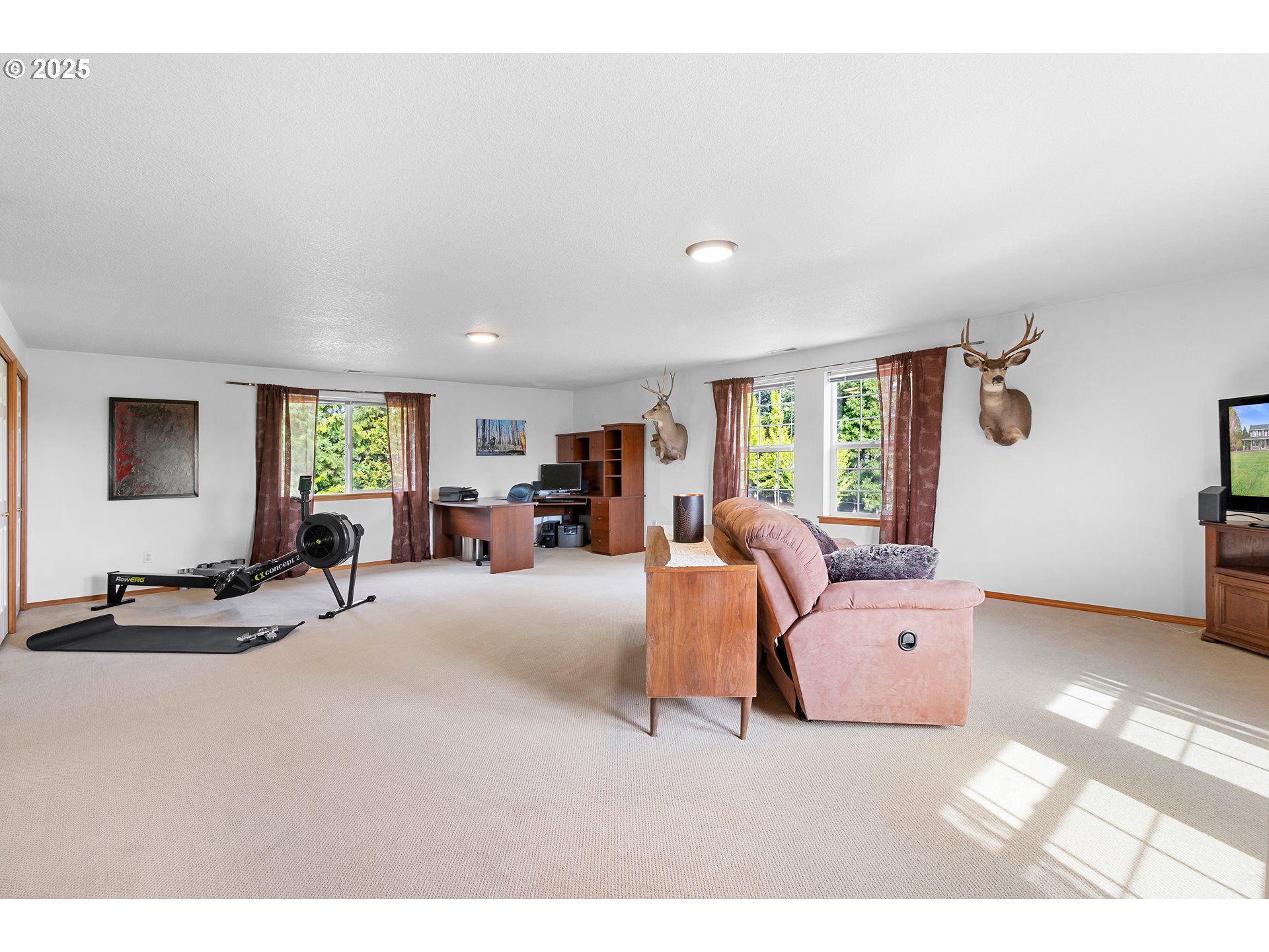 22075 Northeast Hidden Springs Road Dundee, OR 97115 - Photo 28 of 45 Gallery Image 28