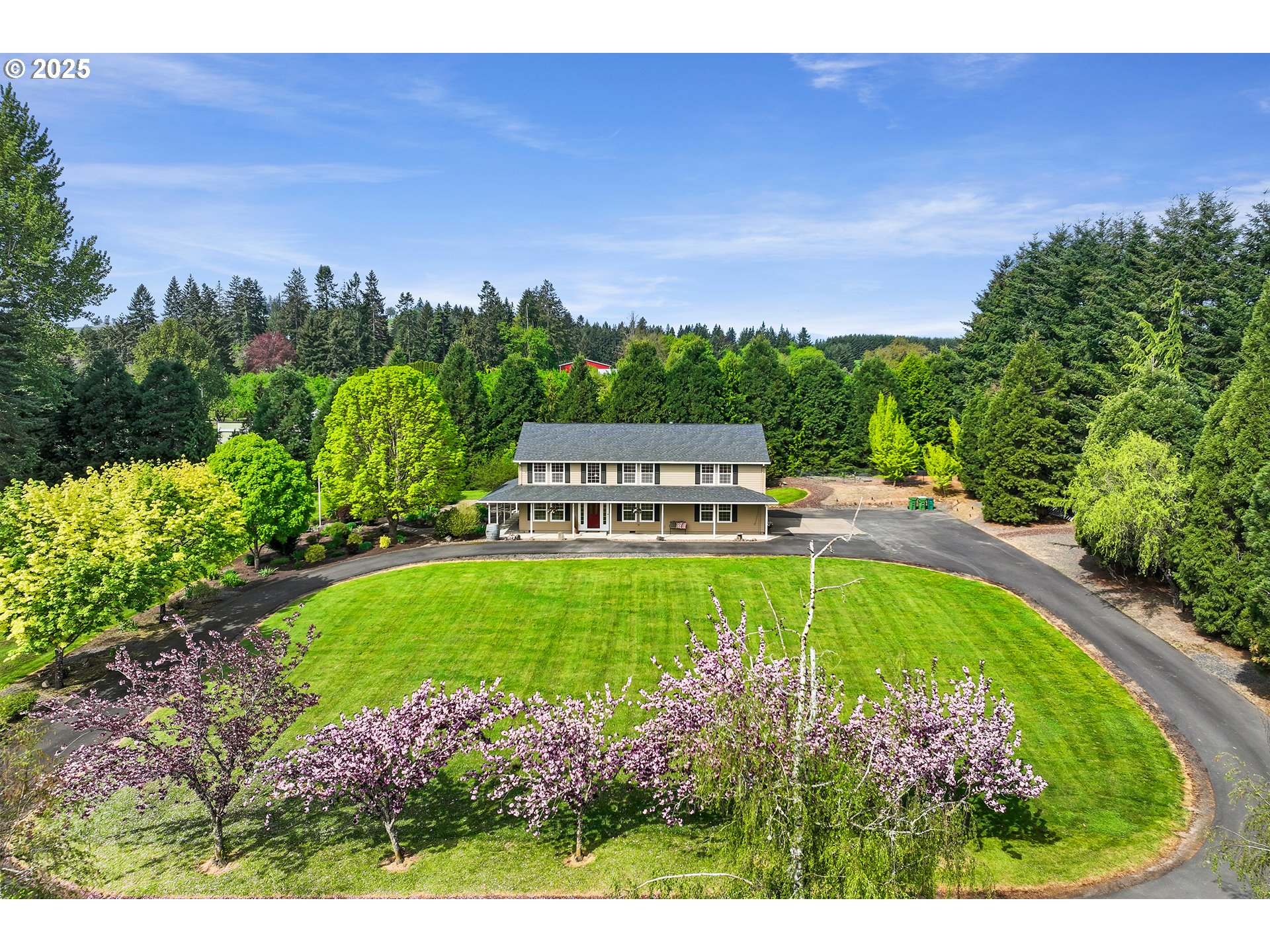 22075 Northeast Hidden Springs Road Dundee, OR 97115 - Photo 34 of 45 Gallery Image 34