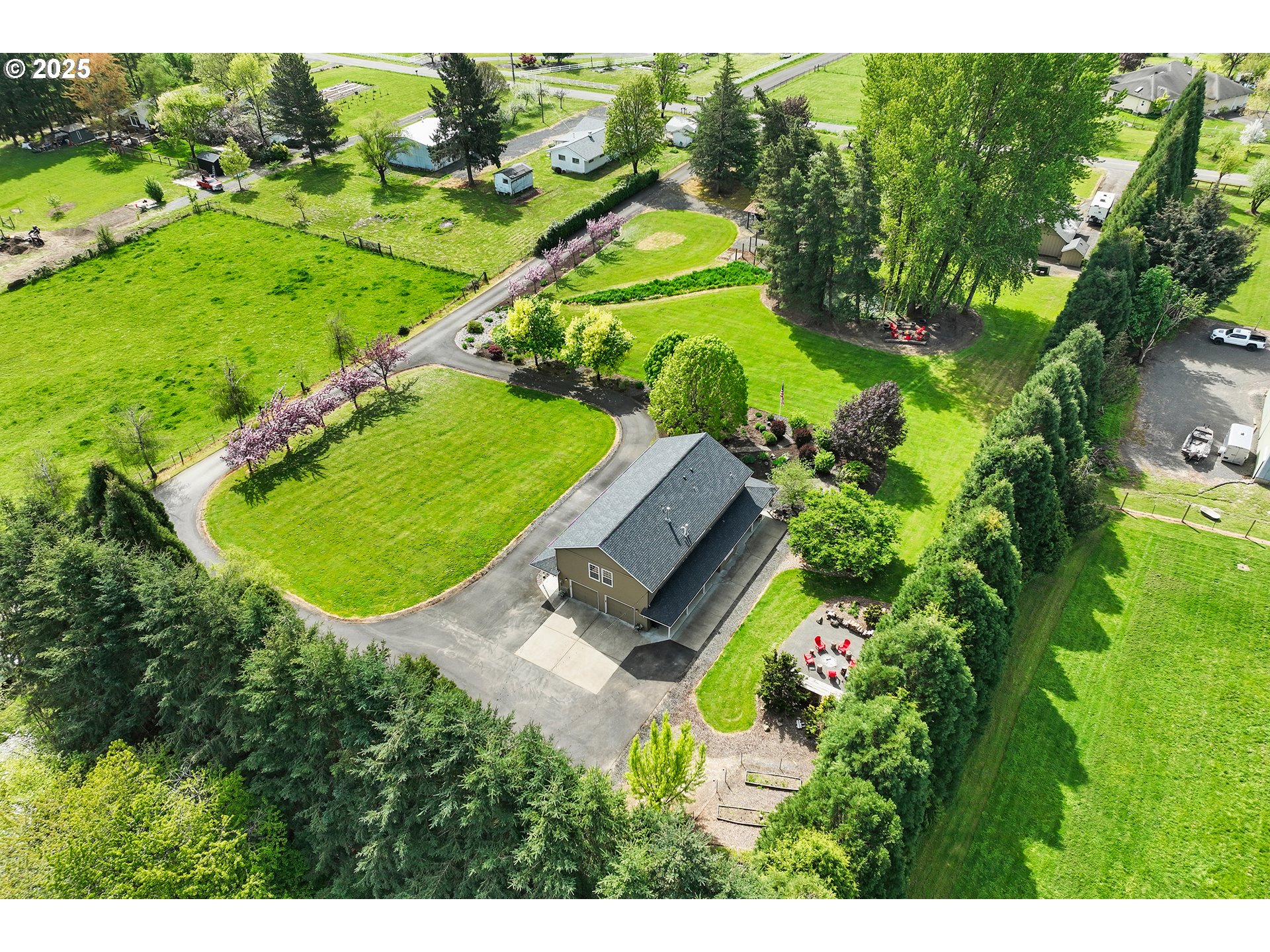 22075 Northeast Hidden Springs Road Dundee, OR 97115 - Photo 40 of 45 Gallery Image 40