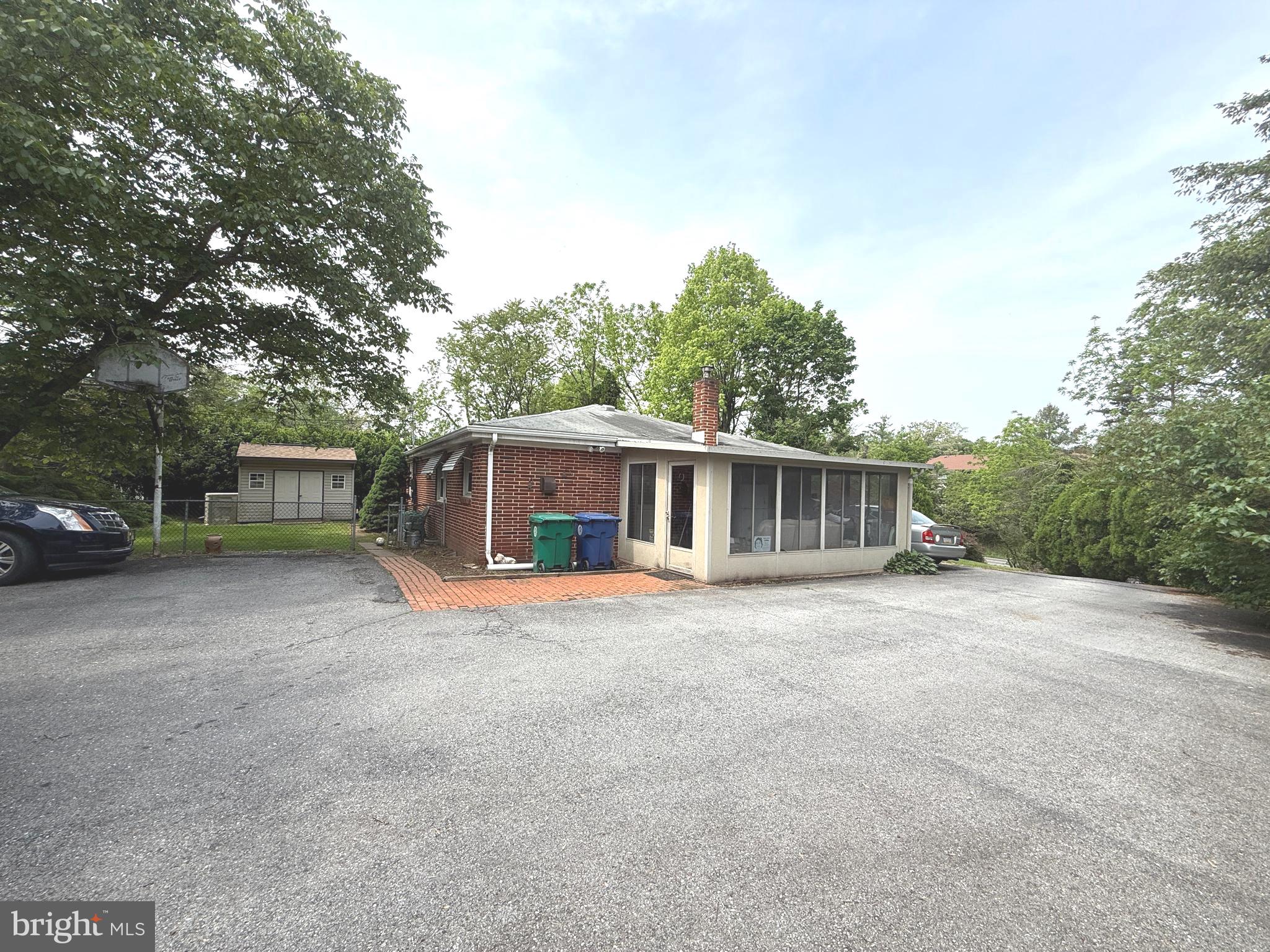 446 Nyes Road Harrisburg, PA 17112 - Photo 2 of 47 Gallery Image 2