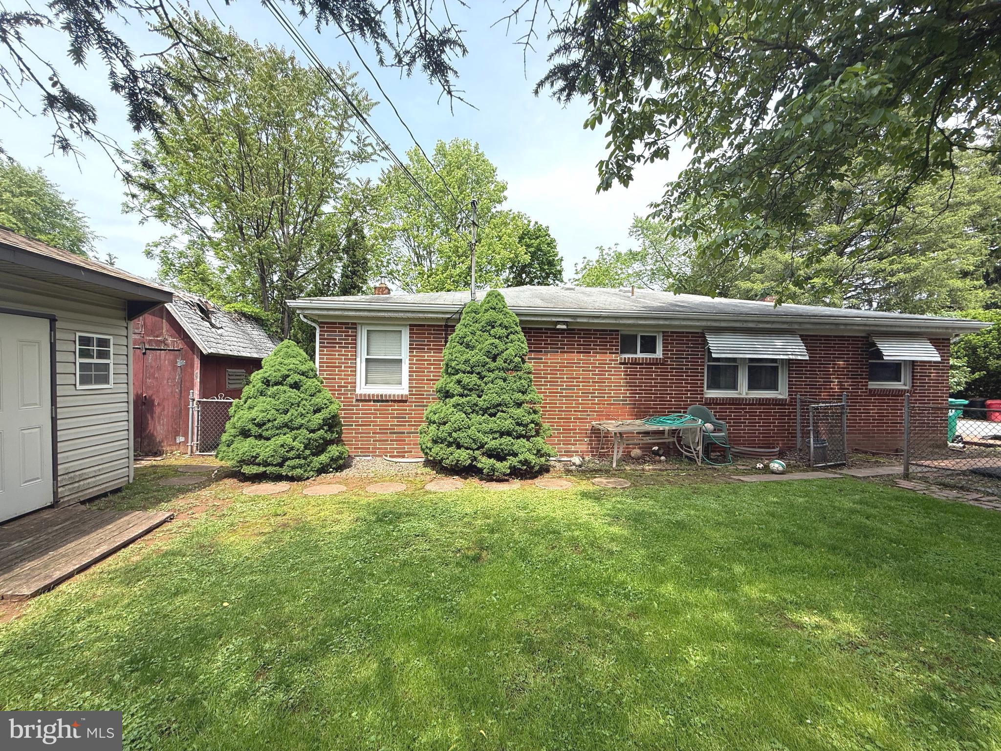 446 Nyes Road Harrisburg, PA 17112 - Photo 4 of 47 Gallery Image 4