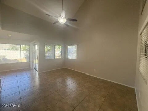 $1,895 | 410 South Seawynds Boulevard, Gilbert, AZ 85233