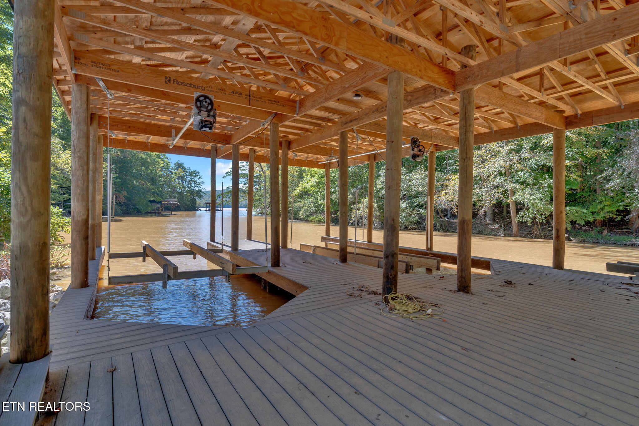 210 Mainsail Road Kingston, TN 37763 - Photo 35 of 60 23-web-or-mls-DSC07547