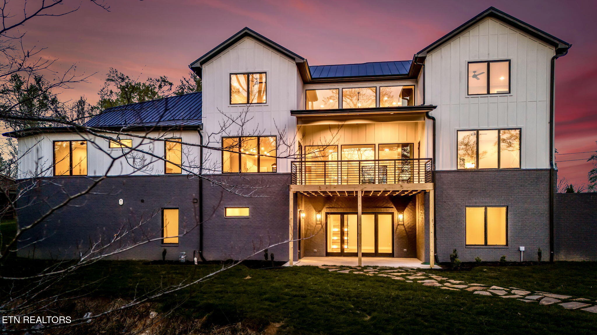 210 Mainsail Road Kingston, TN 37763 - Photo 54 of 60 9-web-or-mls-DJI_20240330201022_0112_D 3