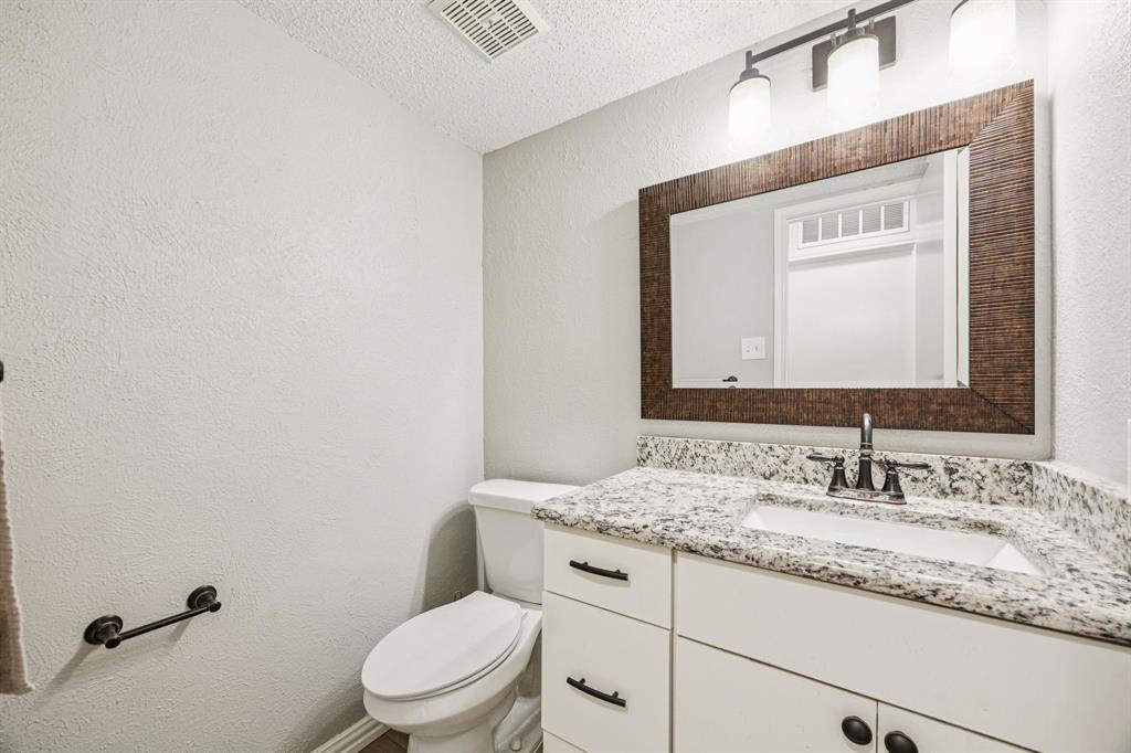 4913 Tree Top Lane Garland, TX 75044 - Photo 14 of 28 downstairs