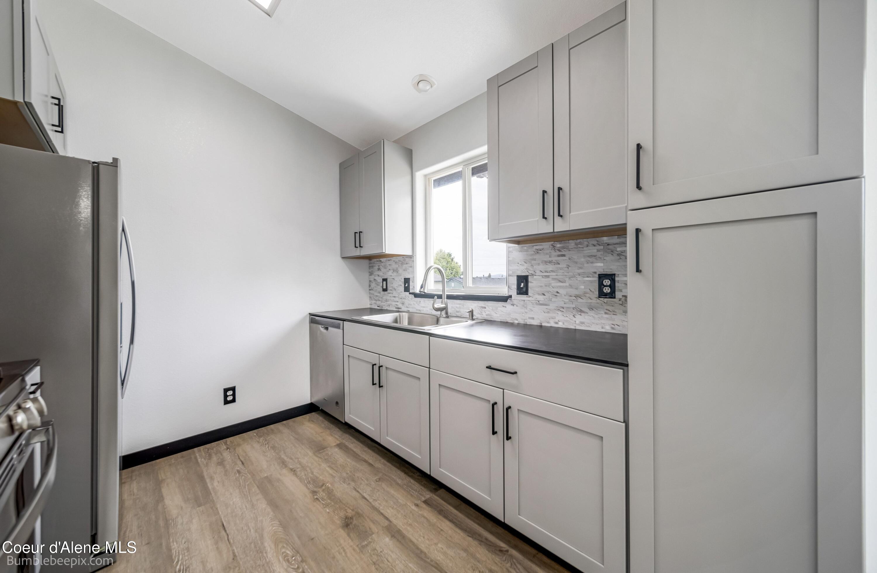 2615 North Rawhide Ridge Road Post Falls, ID 83854 - Photo 10 of 35 Kitchen