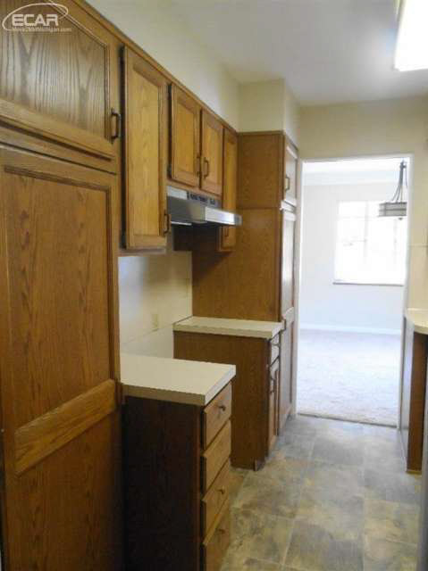 2020 Miller Road Flint, MI 48503 - Photo 51 of 75 20423728-54.JPG