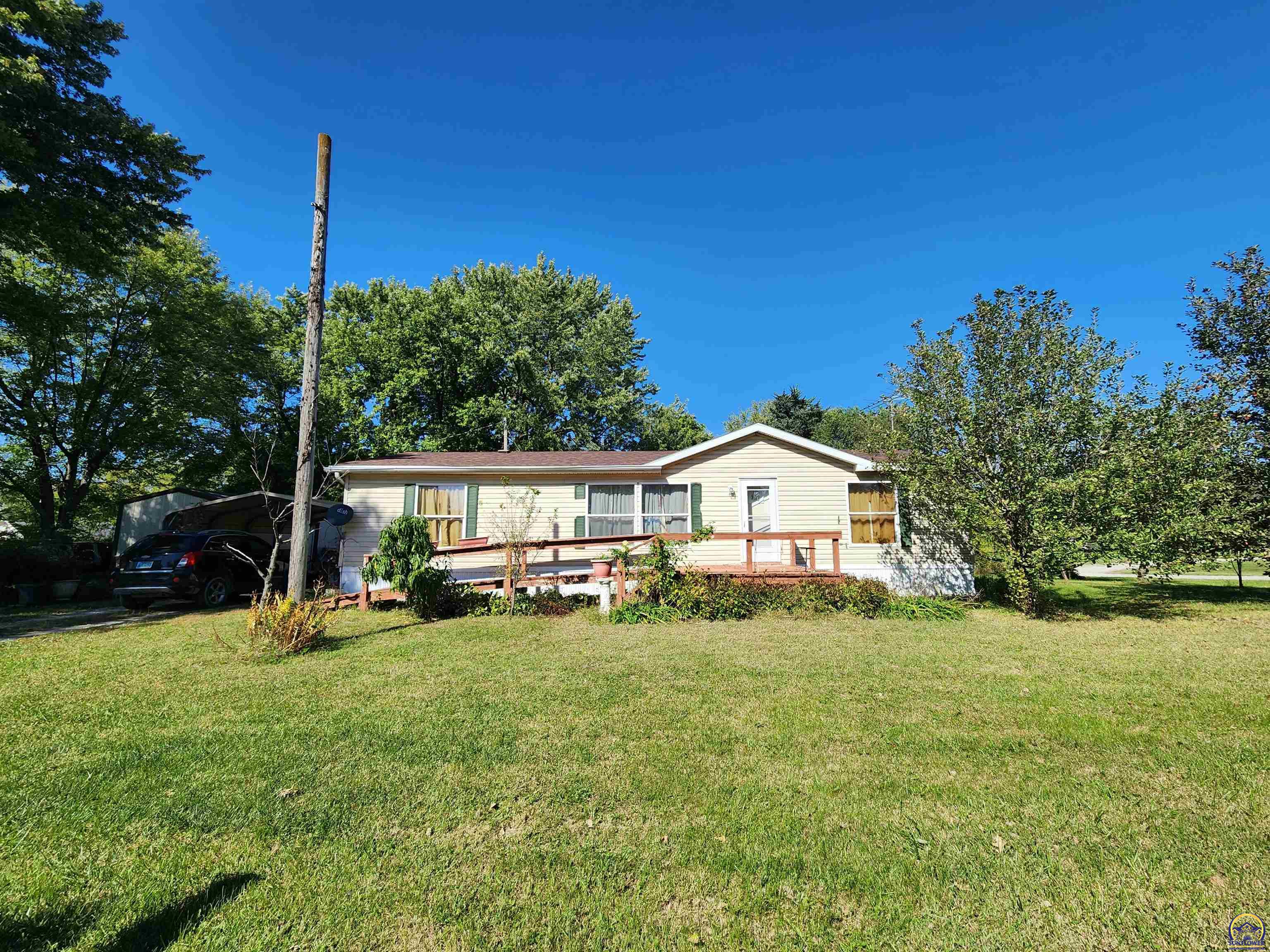 322 Kansas Street Netawaka, KS 66516 - Photo 6 of 20