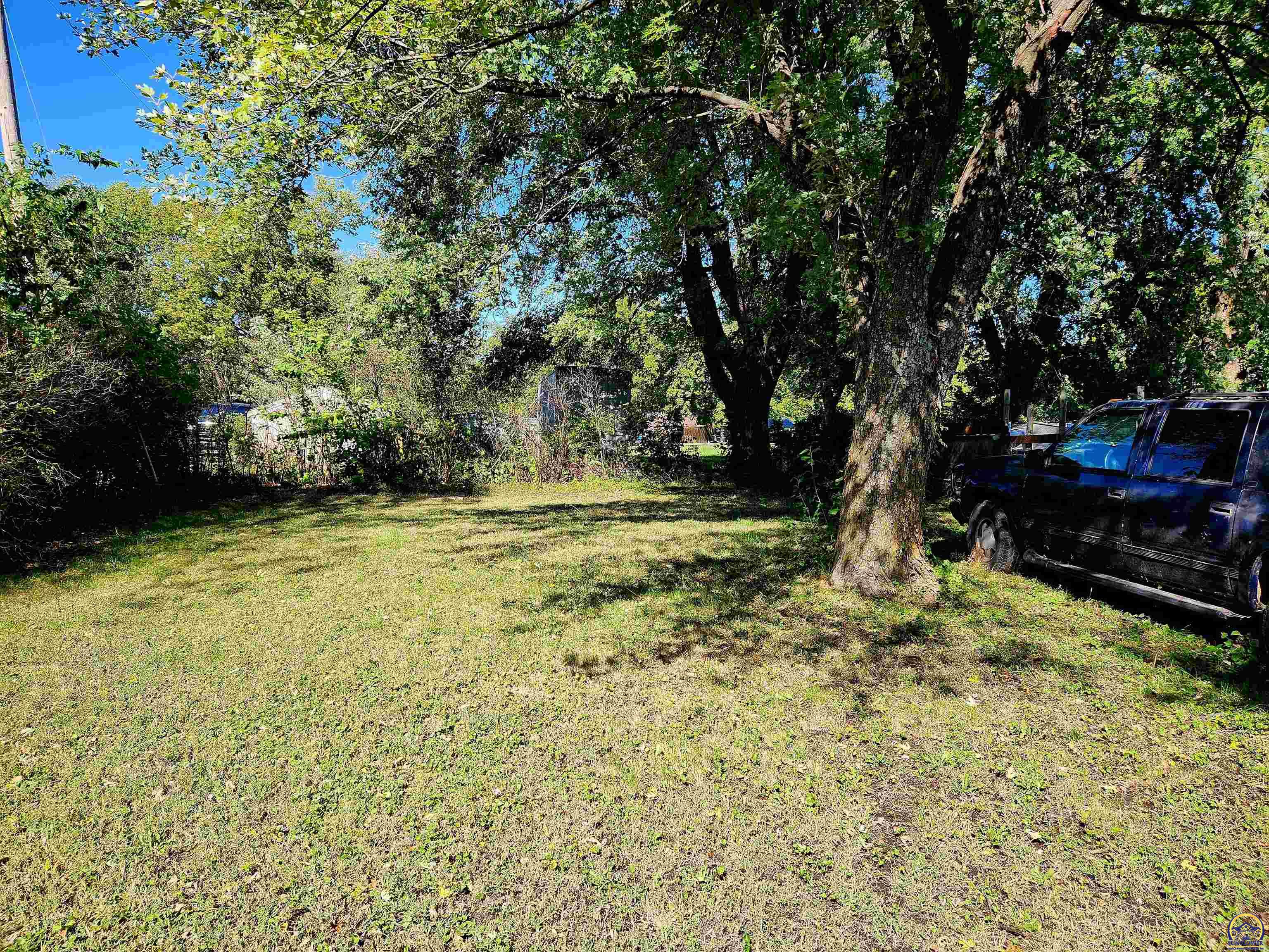 322 Kansas Street Netawaka, KS 66516 - Photo 8 of 20