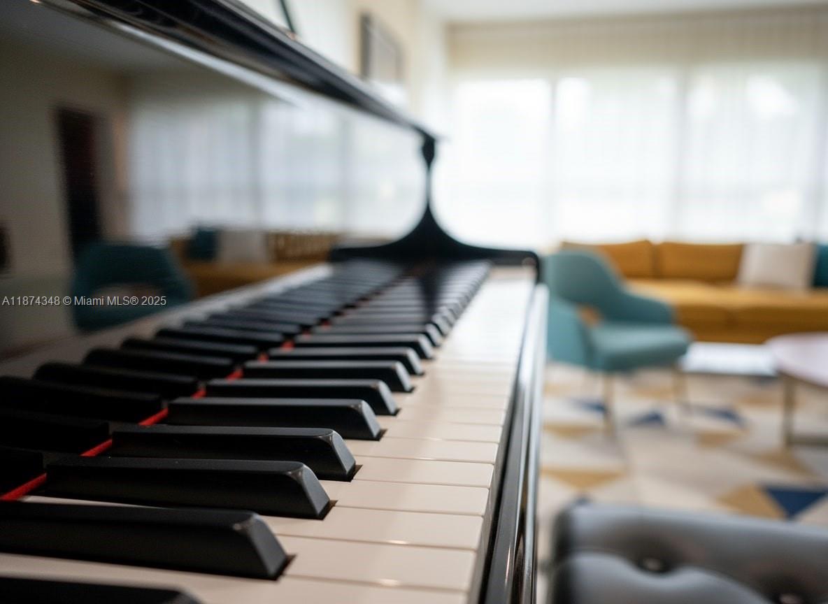 40 Southwest 30th Road Miami, FL 33129 - Photo 21 of 54 a view of entryway