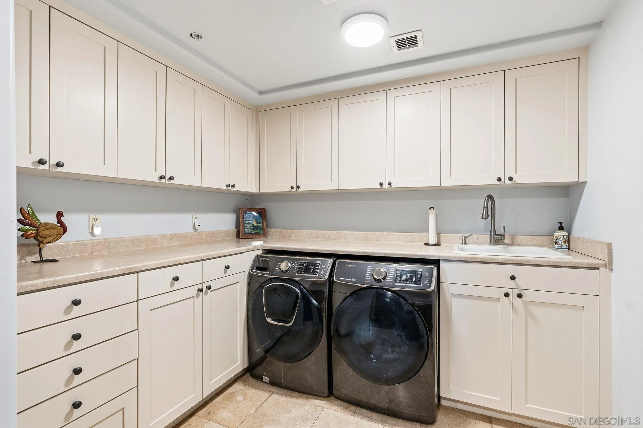 19491 Deerhorn Valley Road Jamul, CA 91935 - Photo 27 of 75