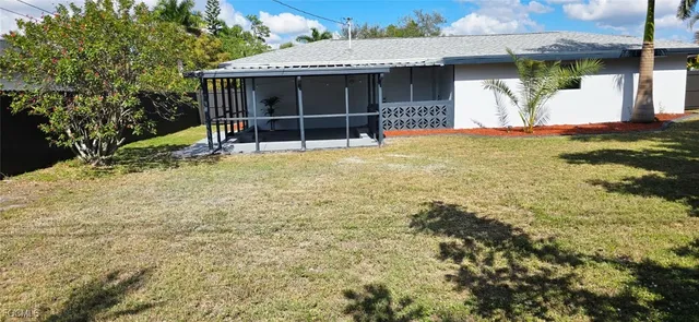 $279,900 | 238 Southeast 46th Lane, Cape Coral, FL 33904