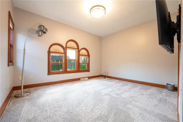 $775,000 | 3001 Stoupas Drive, Greensburg, PA 15601