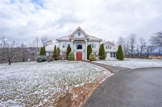 $775,000 | 3001 Stoupas Drive, Greensburg, PA 15601
