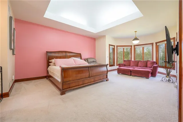 $775,000 | 3001 Stoupas Drive, Greensburg, PA 15601