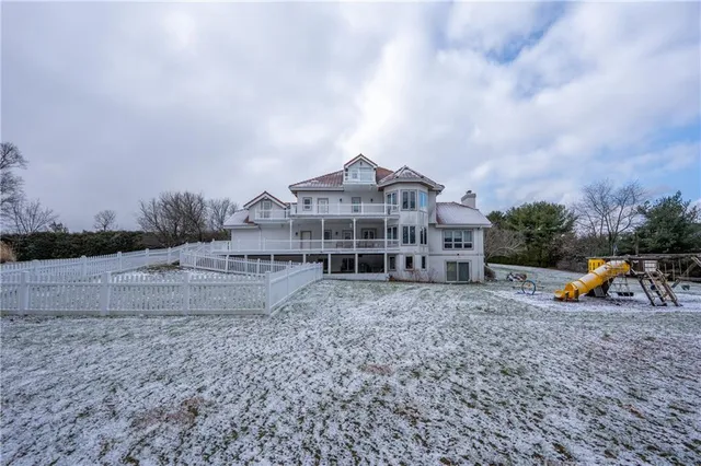 $775,000 | 3001 Stoupas Drive, Greensburg, PA 15601