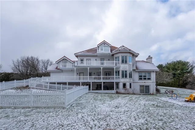 $775,000 | 3001 Stoupas Drive, Greensburg, PA 15601