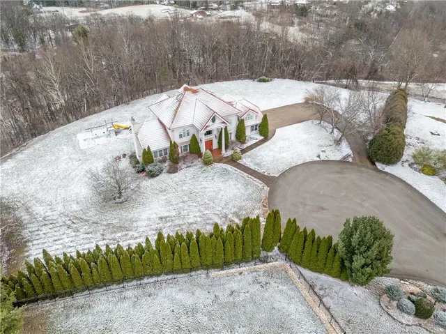 $775,000 | 3001 Stoupas Drive, Greensburg, PA 15601