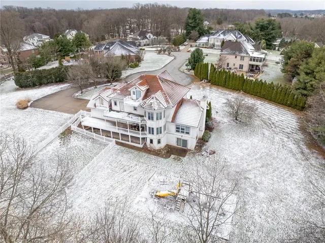 $775,000 | 3001 Stoupas Drive, Greensburg, PA 15601