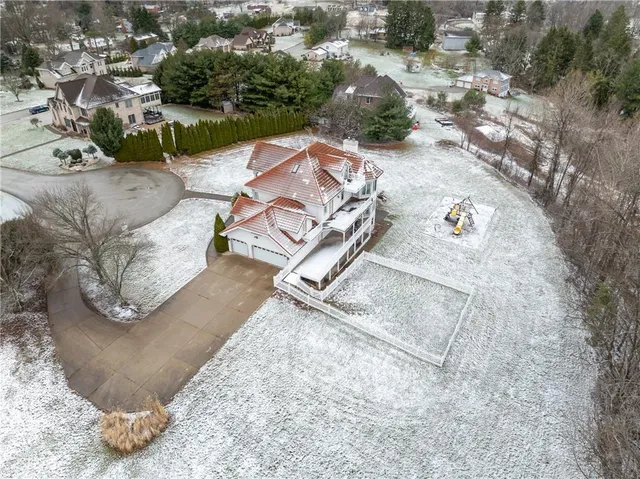 $775,000 | 3001 Stoupas Drive, Greensburg, PA 15601