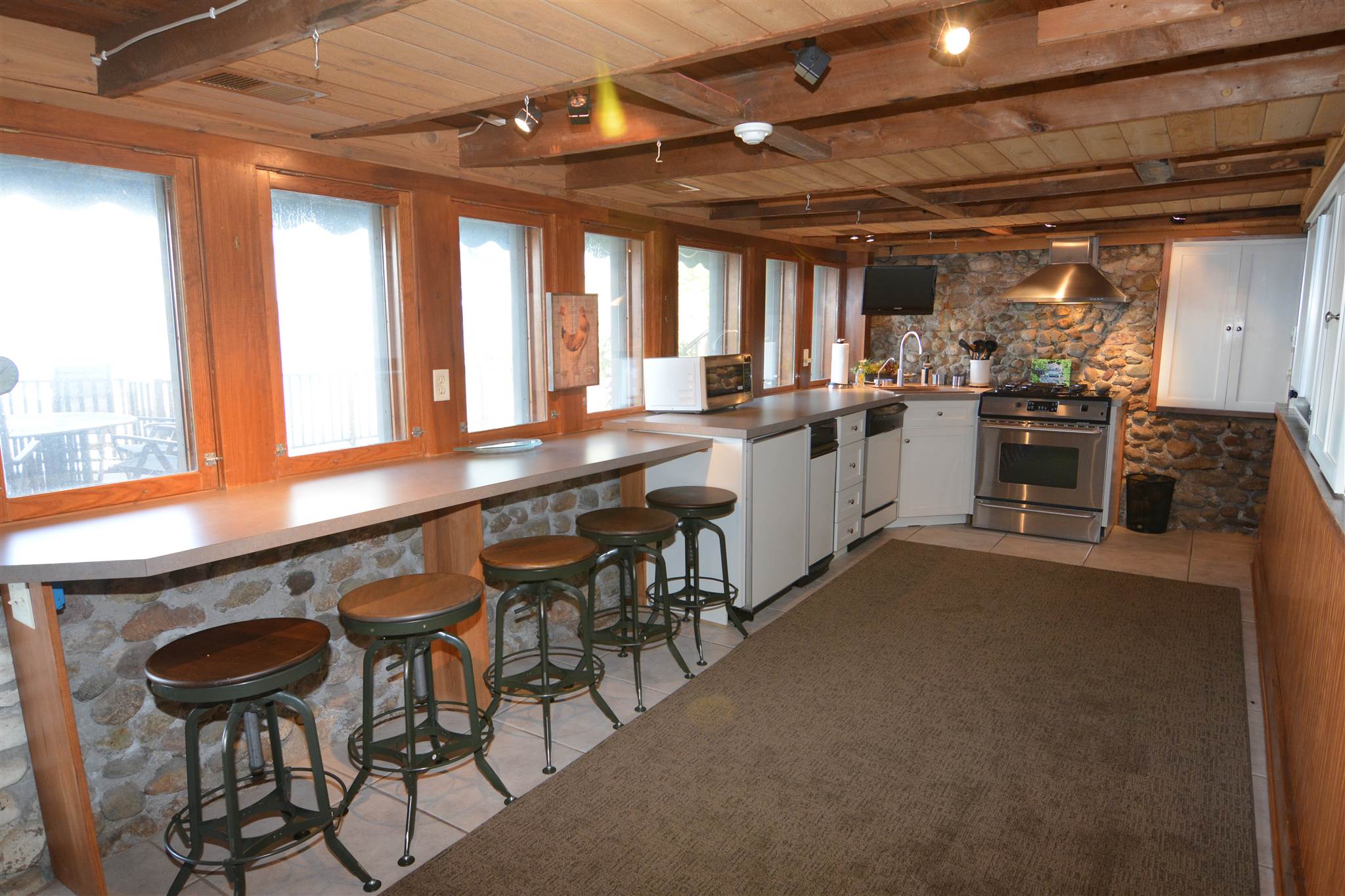 6977 North Kalorama Road Leesburg, IN 46538 - Photo 12 of 36 Gallery Image 12