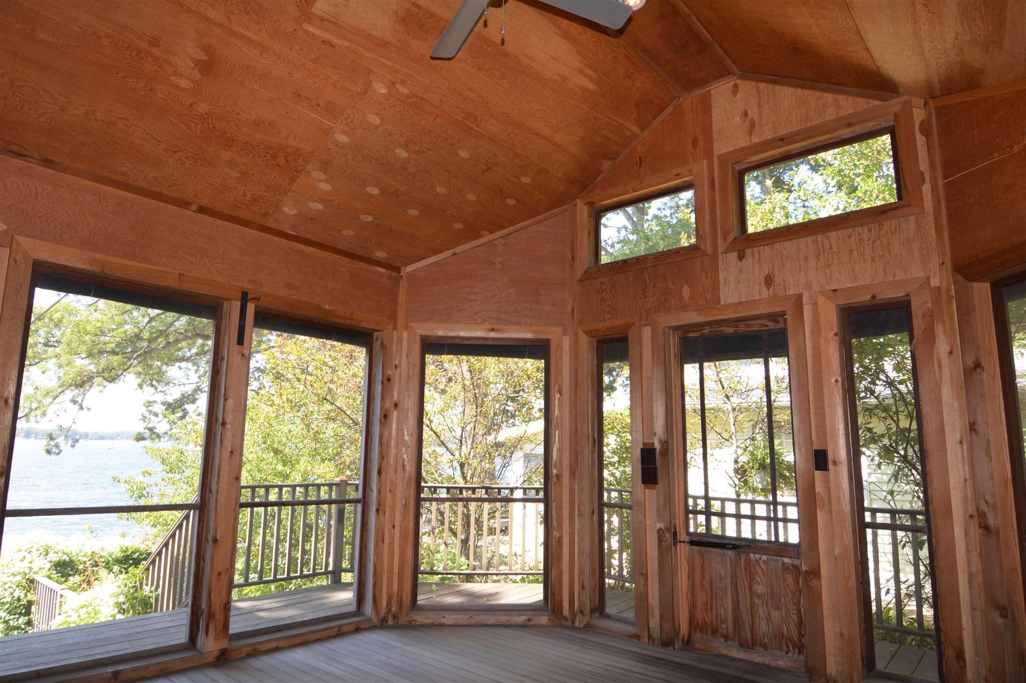 6977 North Kalorama Road Leesburg, IN 46538 - Photo 18 of 36 Gallery Image 18