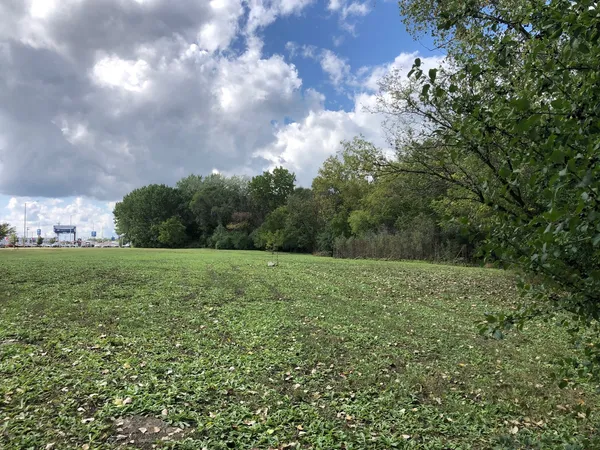 $512,000 | 20638 Lake Cook Road, Palatine, IL 60074