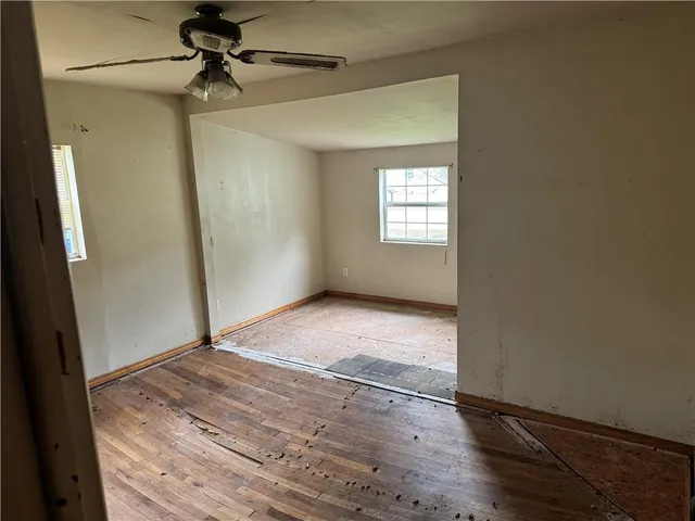 $32,900 | 519 North Wood Street, Caney, KS 67333