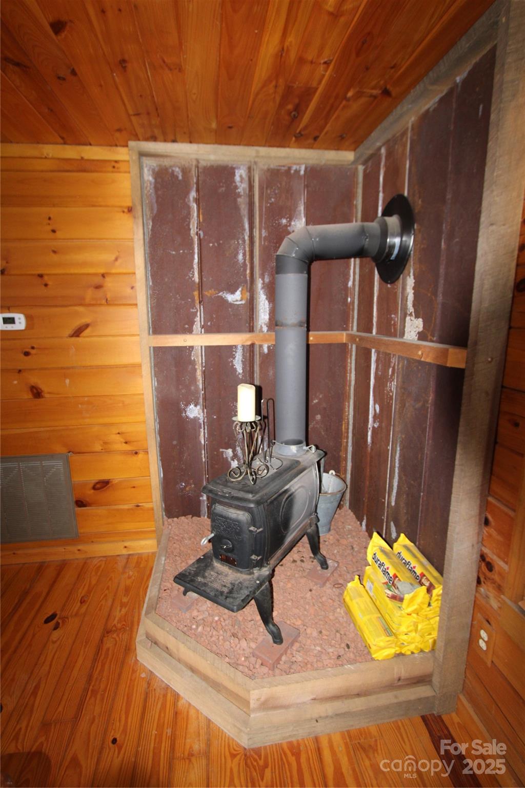 236 Plainview Ridge Sylva, NC 28779 - Photo 5 of 21 a room with construction equipment