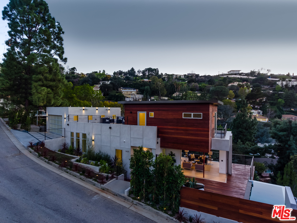 3431 Coy Drive Sherman Oaks, CA 91423 - Photo 1 of 54