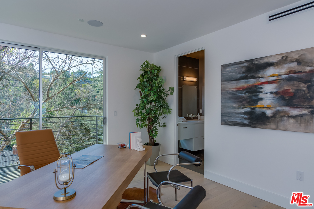 3431 Coy Drive Sherman Oaks, CA 91423 - Photo 32 of 54