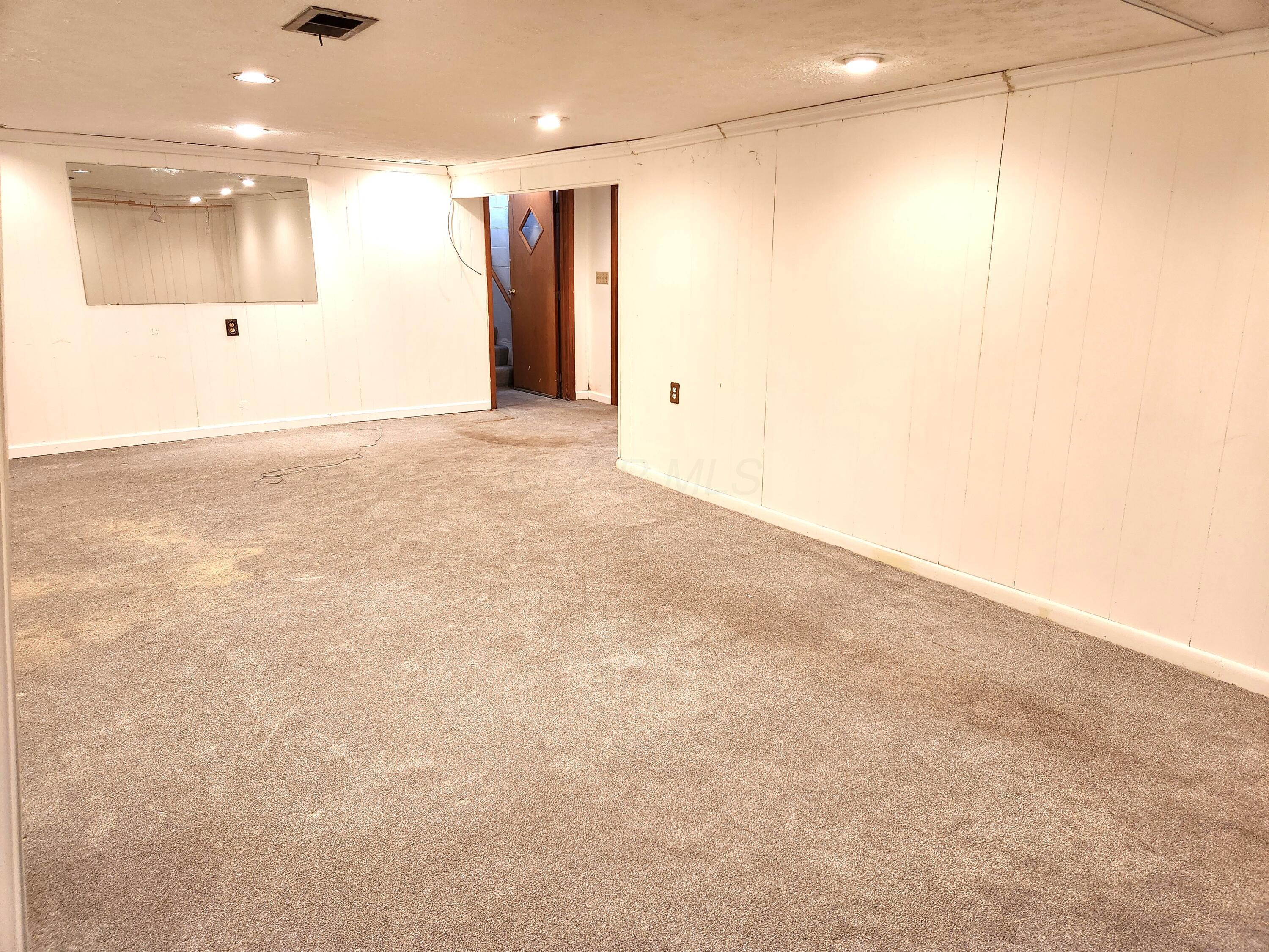 6258 Peach Tree Road Columbus, OH 43213 - Photo 30 of 32 Lower Level Flex Room