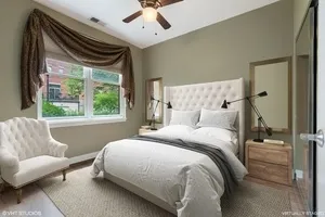 $2,000 | 1509 South Halsted Street, Unit 211, Chicago, IL 60607